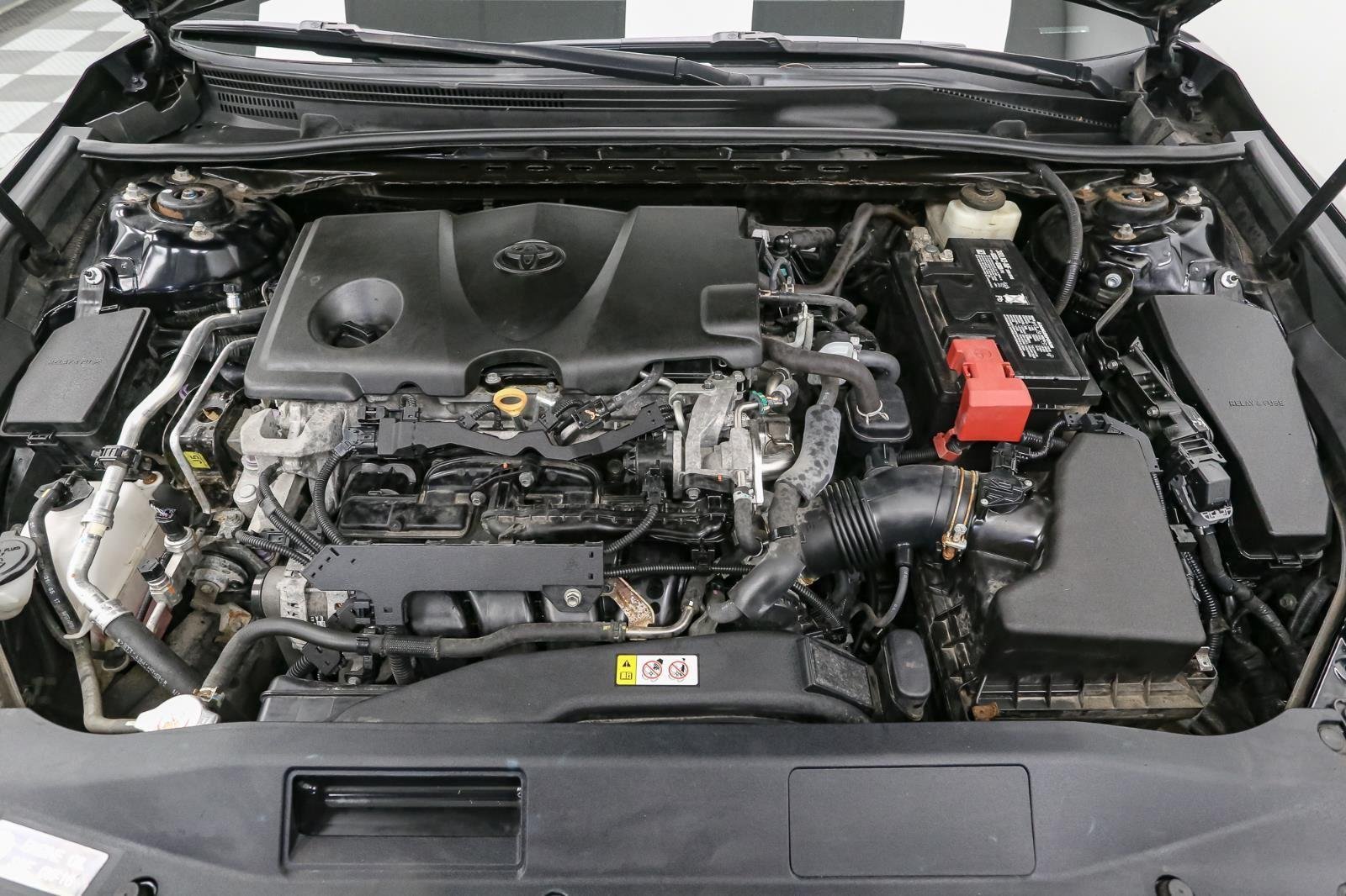 2018 Toyota Camry XLE photo 8