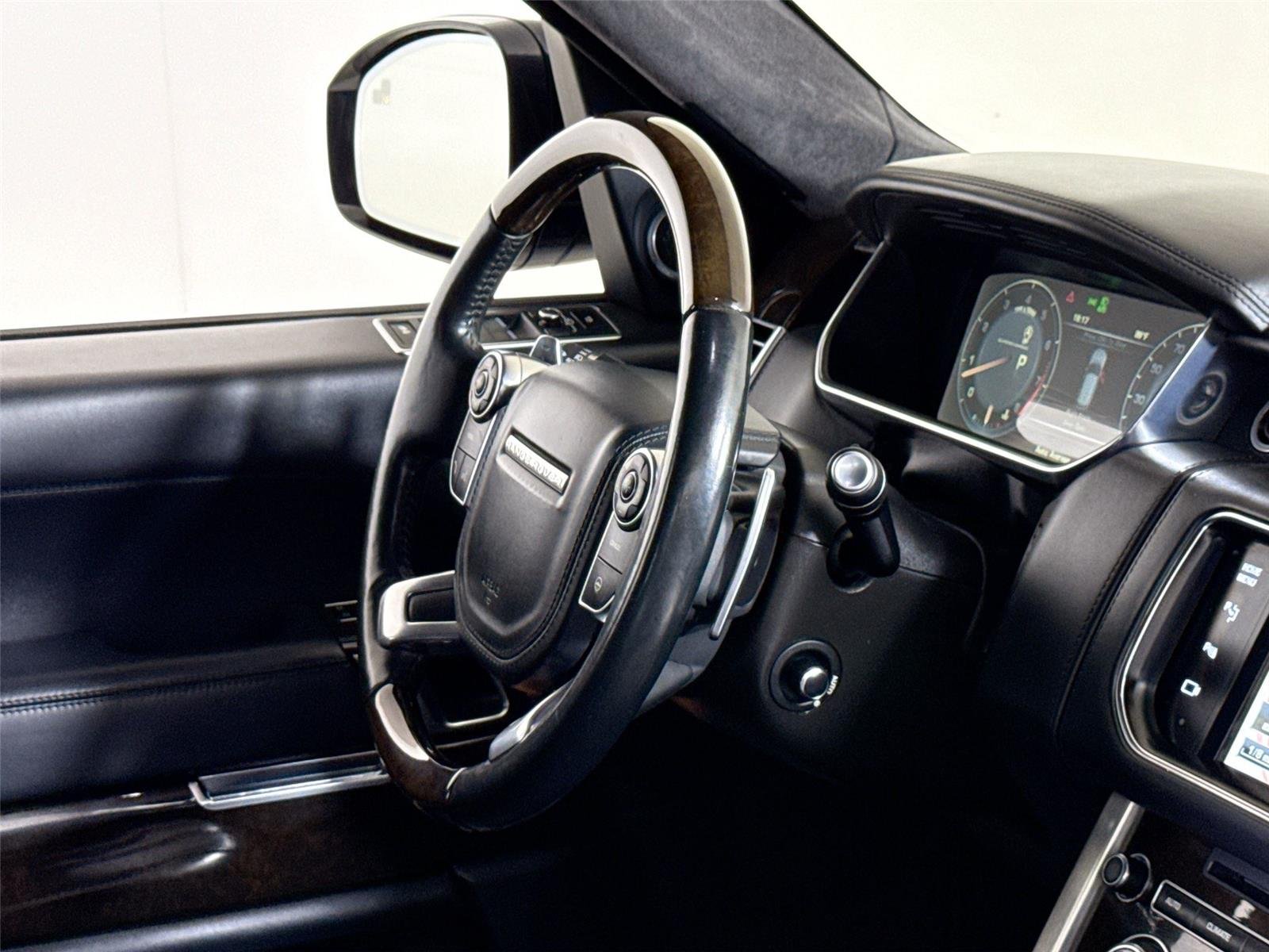 2015 Land Rover Range Rover Autobiography photo 26