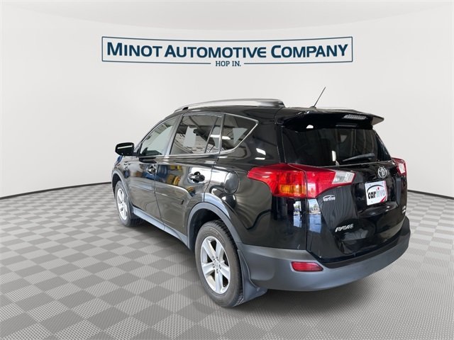 2013 Toyota RAV4 XLE photo 4