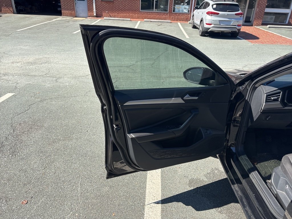 2023 Volkswagen Jetta 1.5T S photo 7