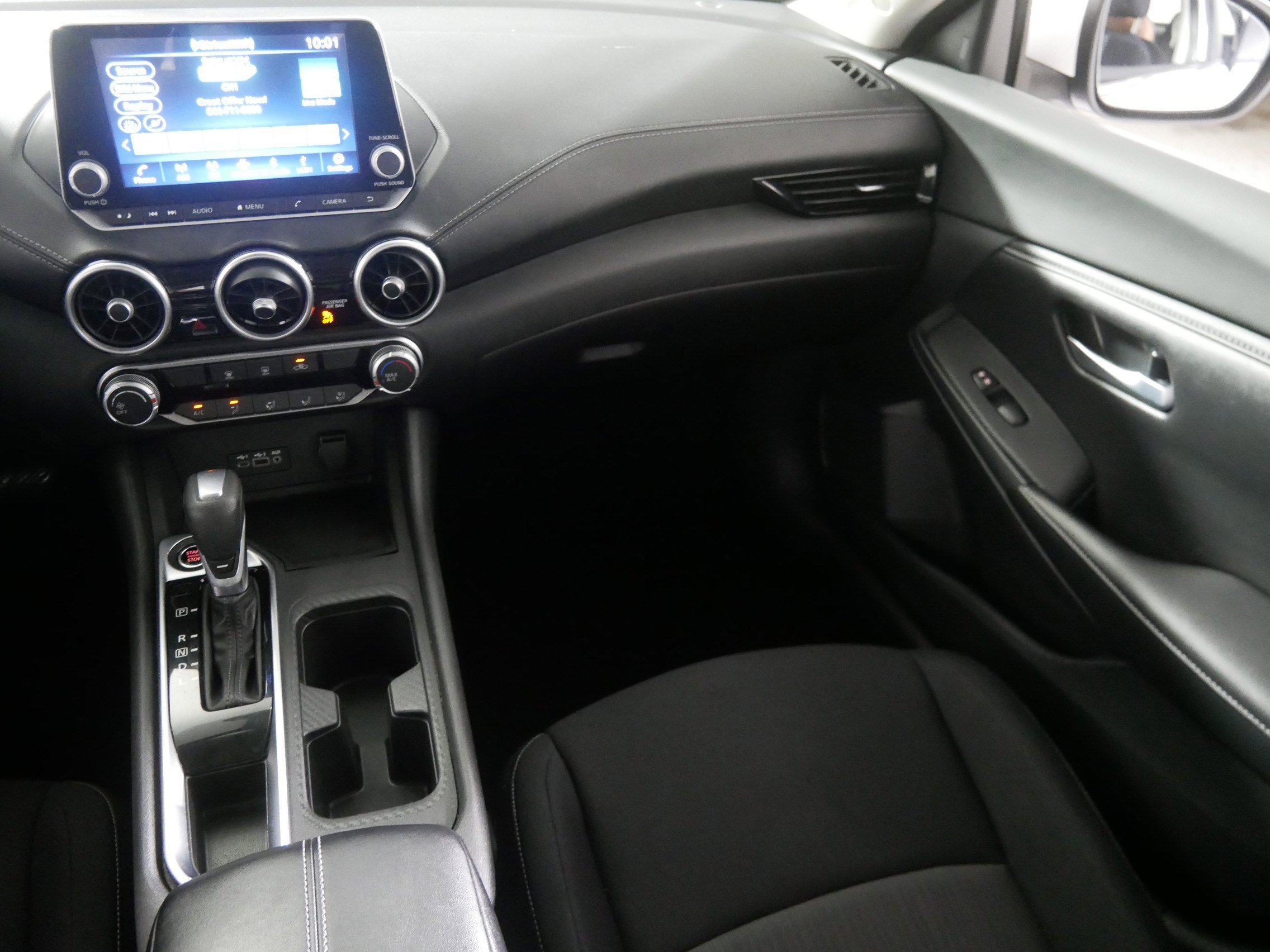 2022 Nissan Sentra SV photo 11