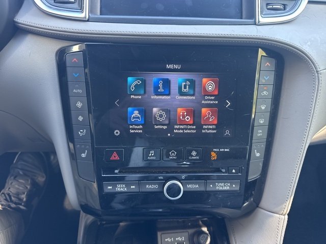 2024 Infiniti QX50 Luxe photo 14