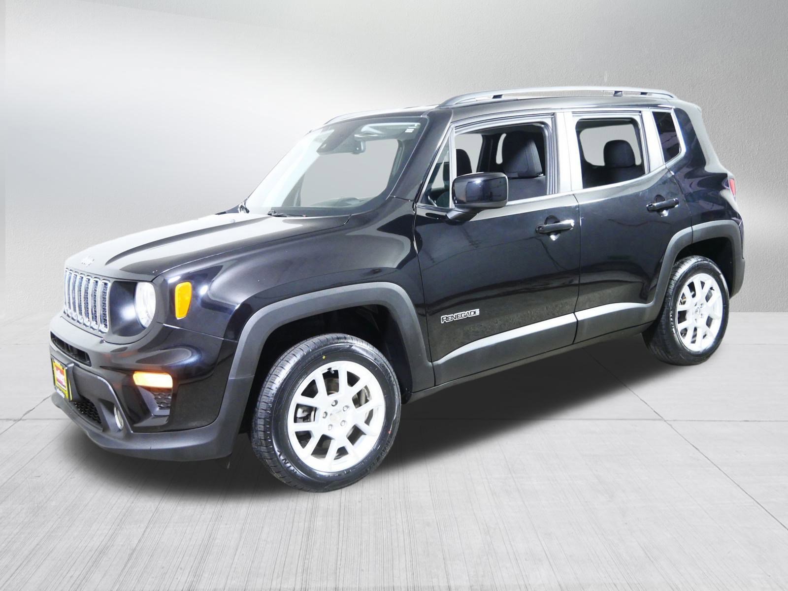 2021 Jeep Renegade Latitude photo 3