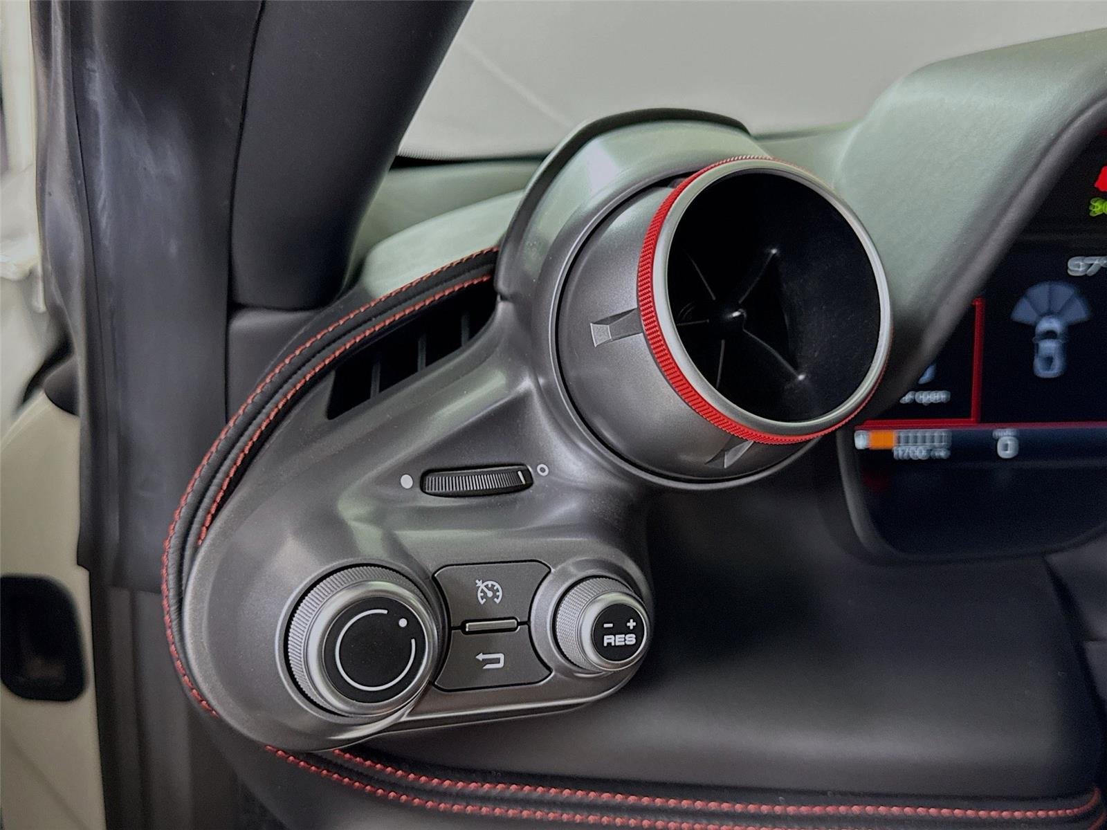 2020 Ferrari F8 Tributo photo 22