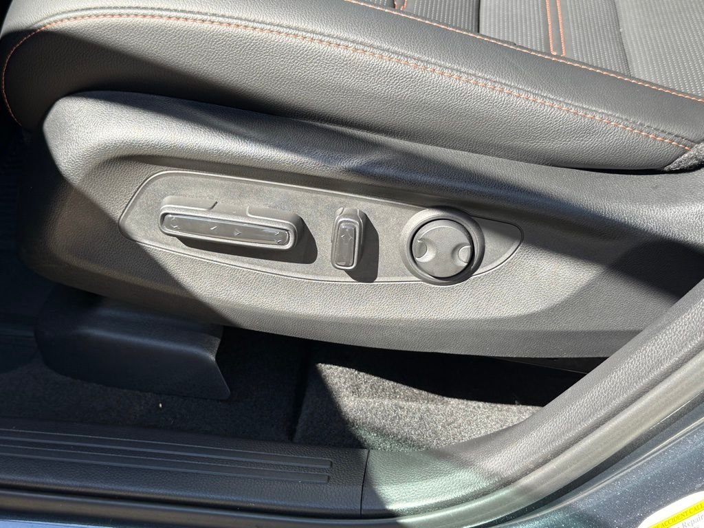 2025 Honda CR-V Hybrid Sport-L photo 28