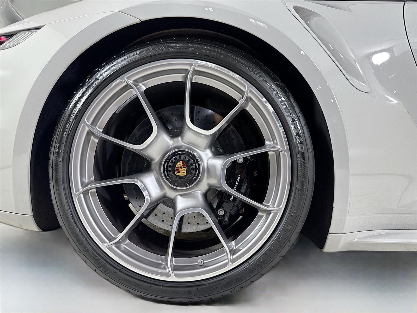 2025 Porsche 911 Turbo S photo 30