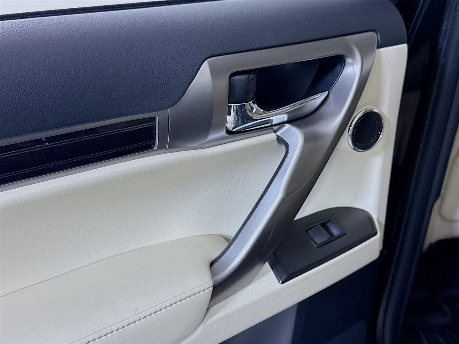 2023 Lexus GX 460 Premium photo 24