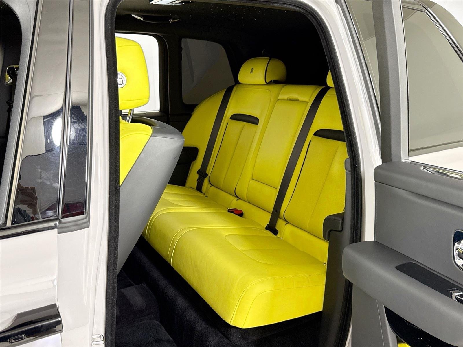 2022 Rolls Royce Cullinan RR31 photo 23