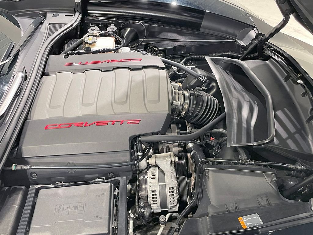 2015 Chevrolet Corvette Stingray 2LT photo 25