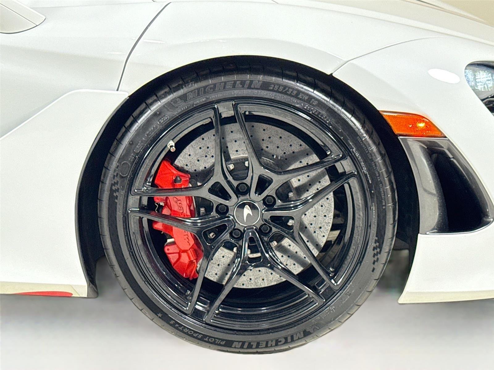 2019 Mclaren 720S photo 28