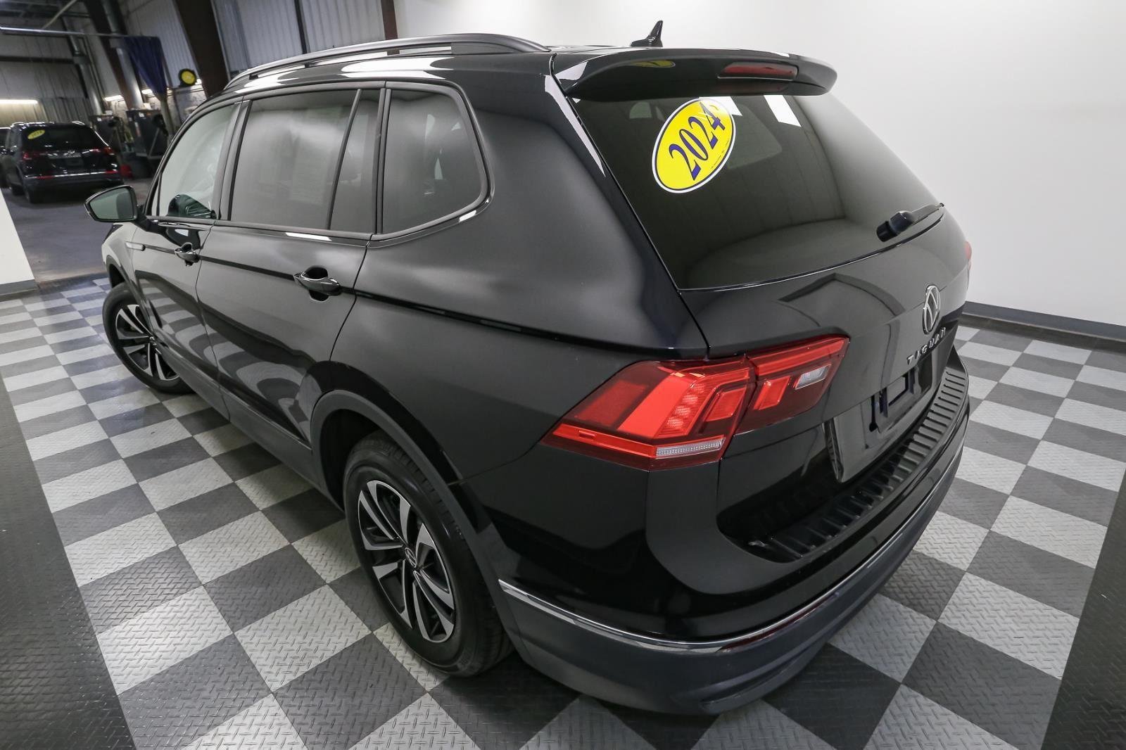 2024 Volkswagen Tiguan S photo 5
