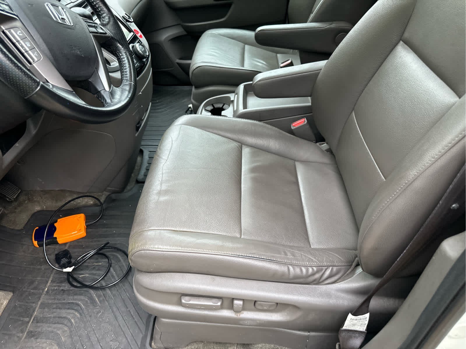 2015 Honda Odyssey EX-L photo 11