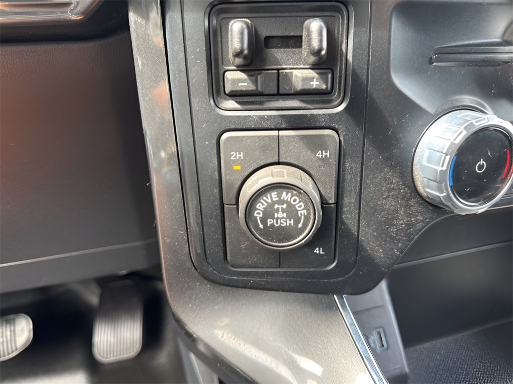 2023 Ford F-150 XLT photo 21