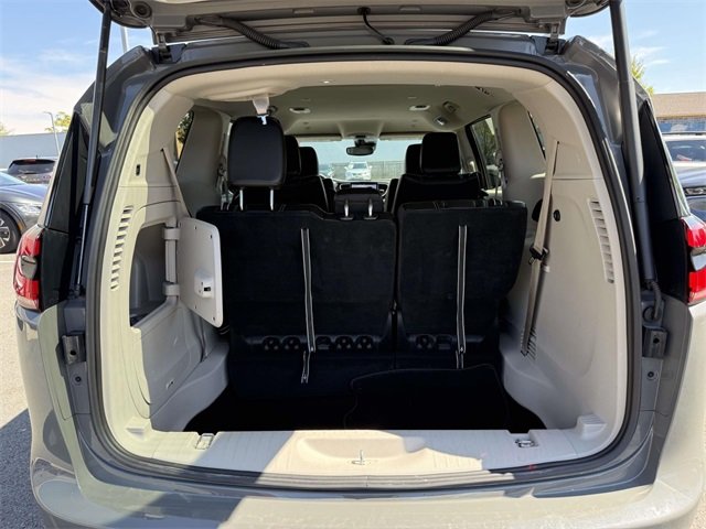 2023 Chrysler Pacifica Hybrid Touring L photo 27