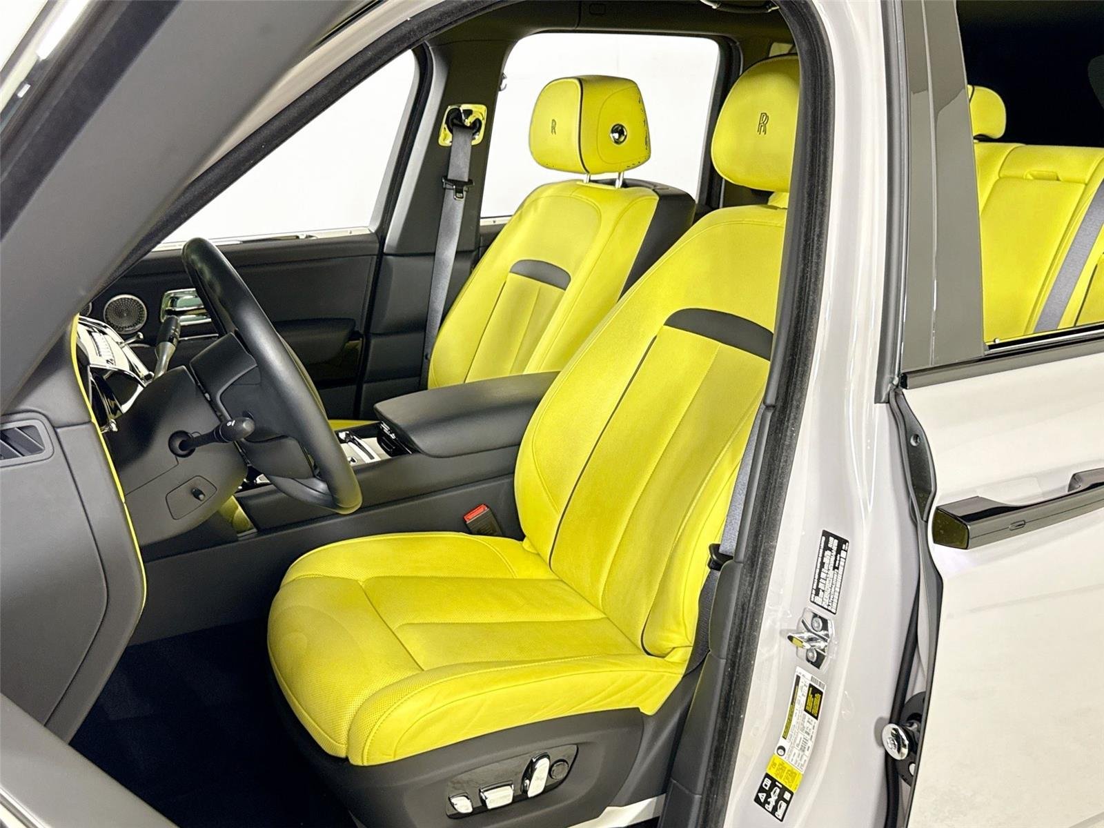 2022 Rolls Royce Cullinan RR31 photo 10