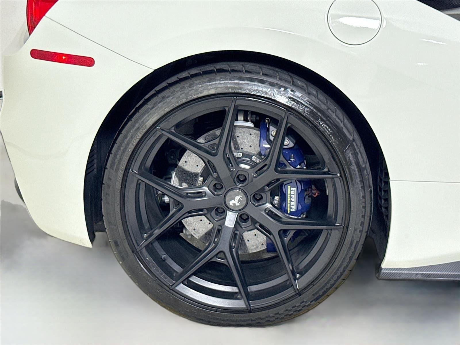 2016 Ferrari 488 GTB photo 25