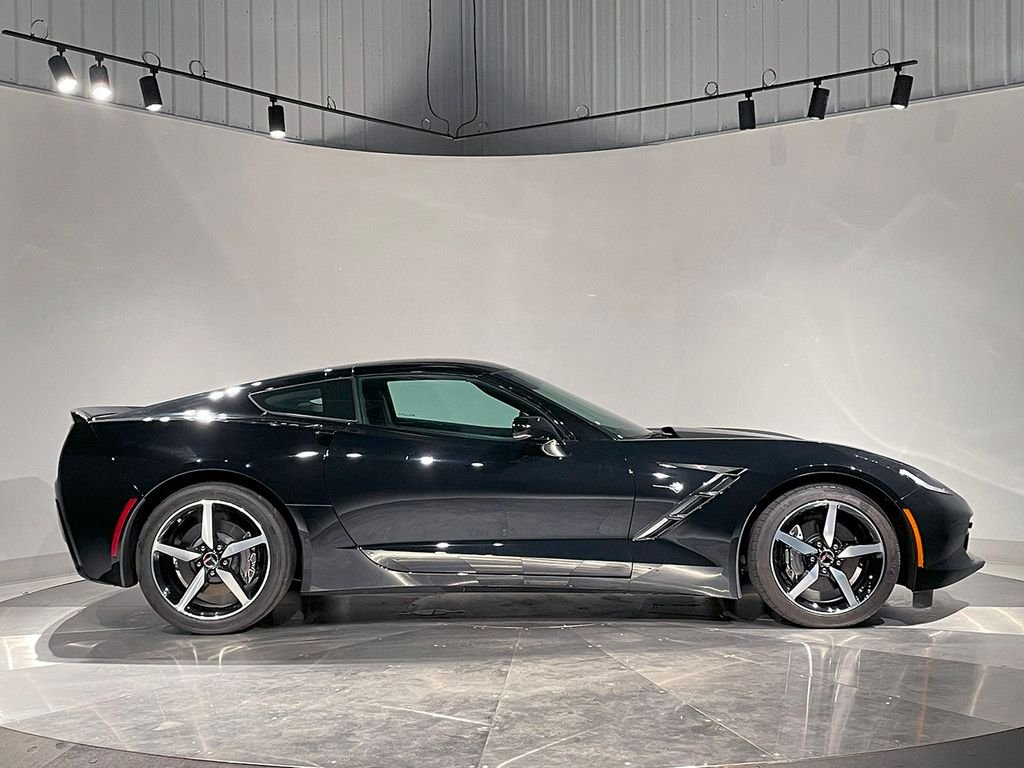 2015 Chevrolet Corvette Stingray 2LT photo 4