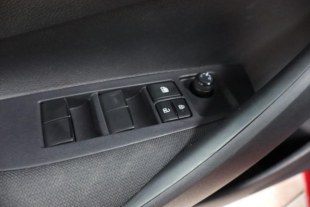 2023 Toyota Corolla LE photo 10