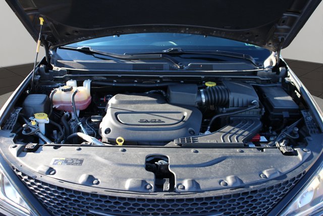 2019 Chrysler Pacifica Touring L 35th Anniversary photo 18