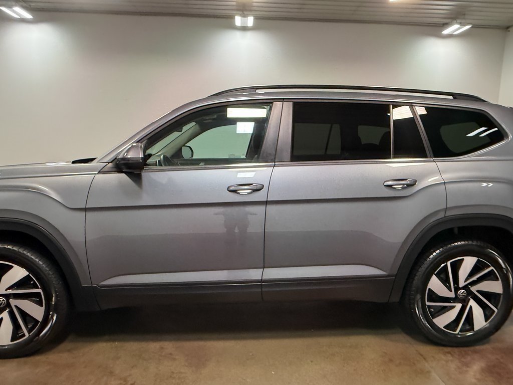 2025 Volkswagen Atlas SE Technology photo 31