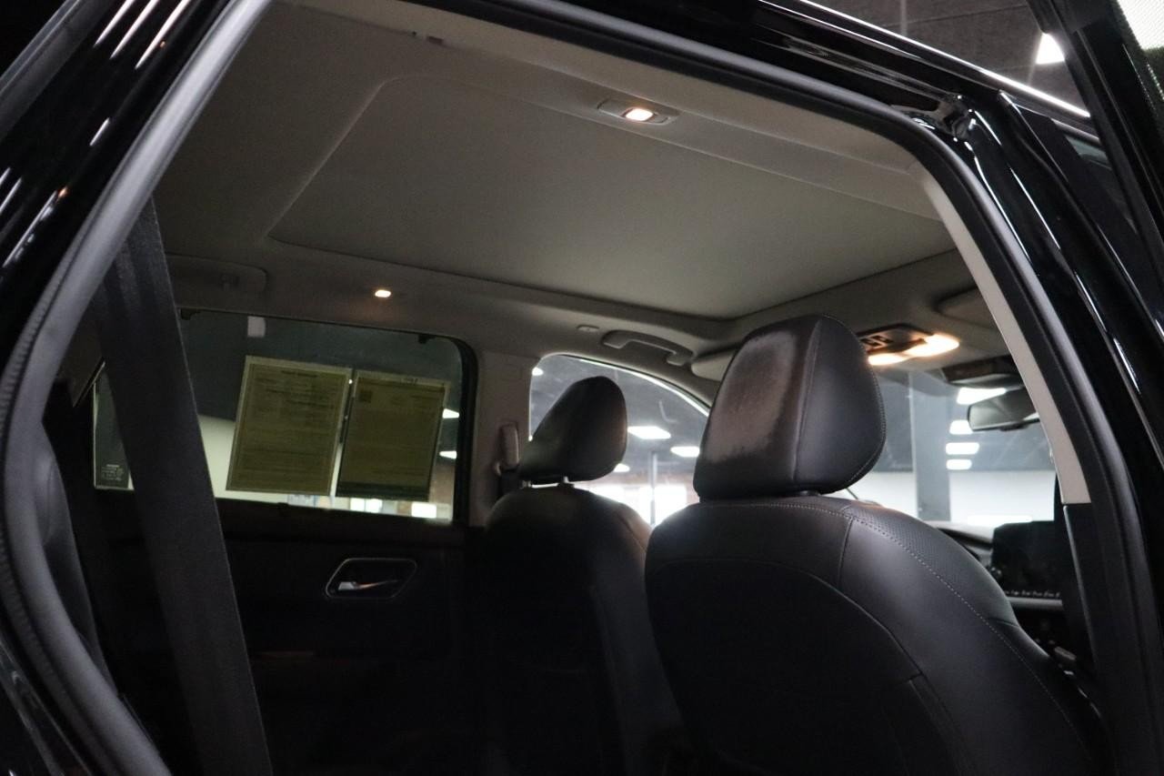 2023 Nissan Rogue Platinum photo 20
