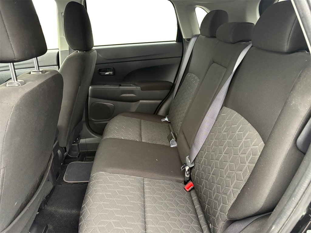2022 Mitsubishi Outlander Sport ES photo 16