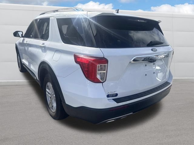 2023 Ford Explorer XLT photo 3