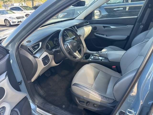 2024 Infiniti QX50 Luxe photo 8