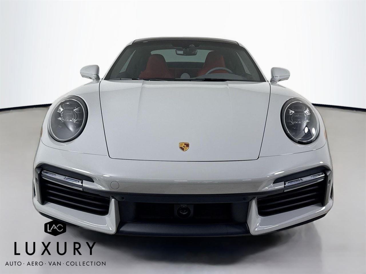 2025 Porsche 911 Turbo S photo 9