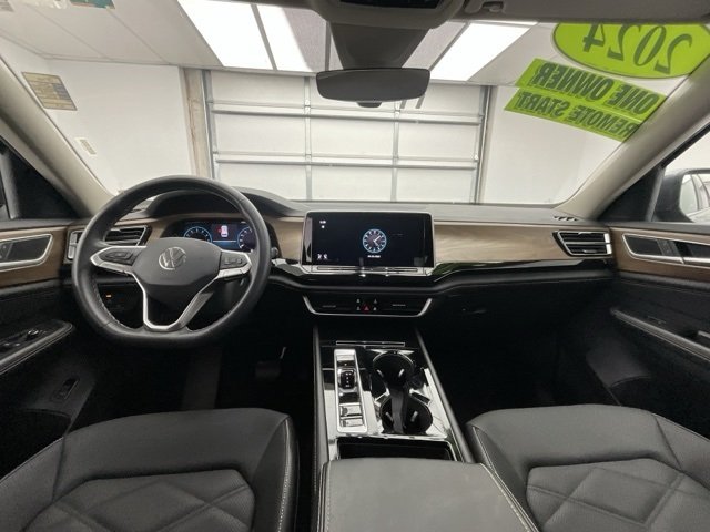 2024 Volkswagen Atlas SE Technology photo 4