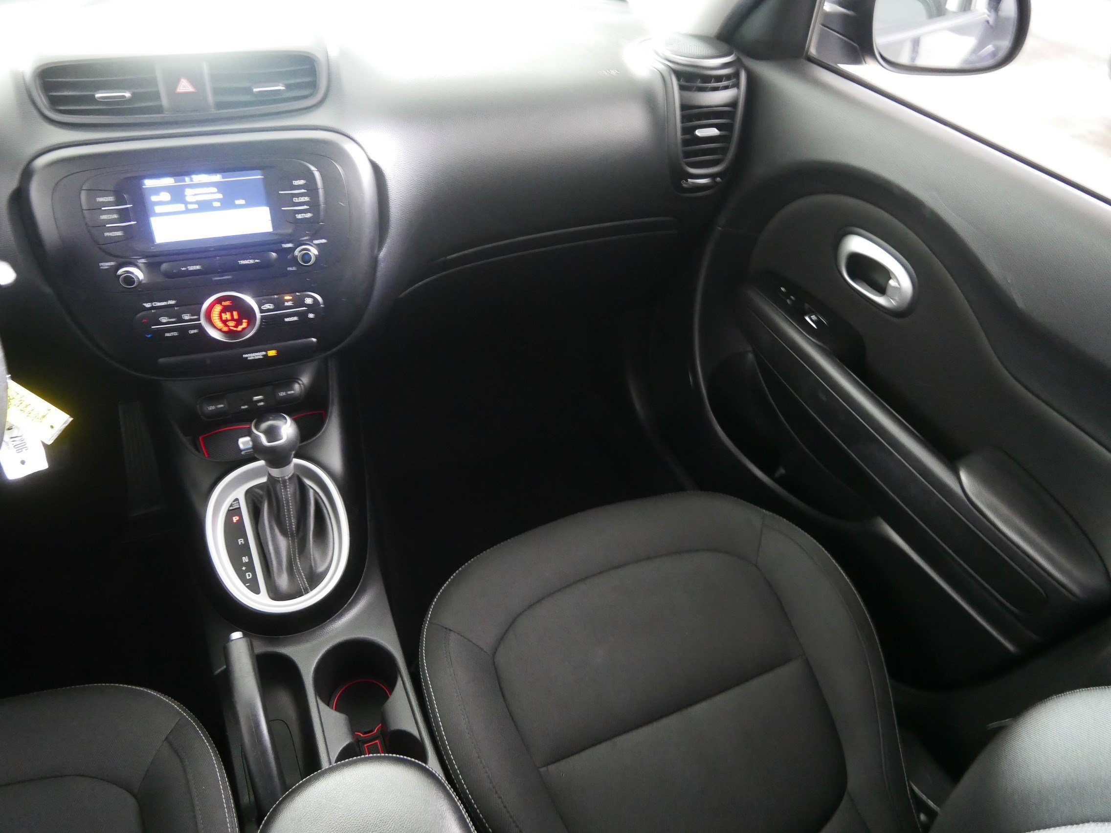 2017 Kia Soul Plus photo 11