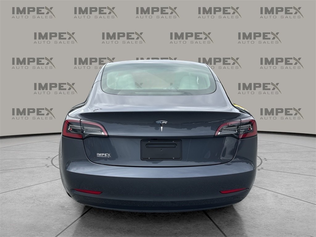 2023 Tesla Model 3 photo 4