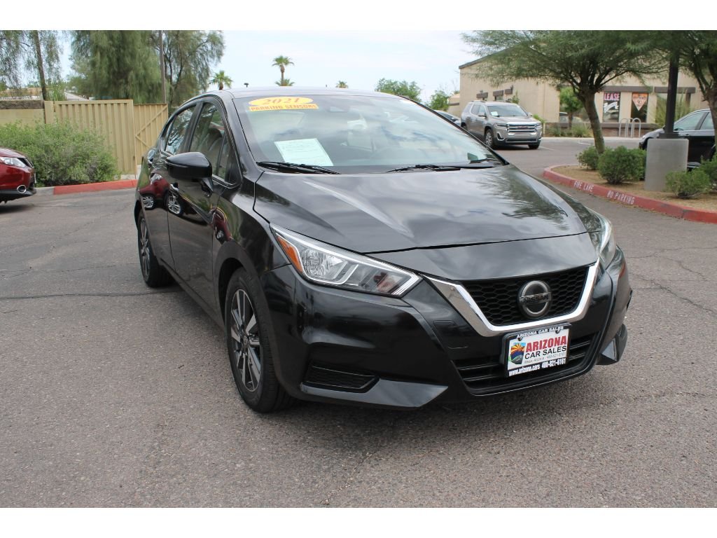2021 Nissan Versa SV photo 2
