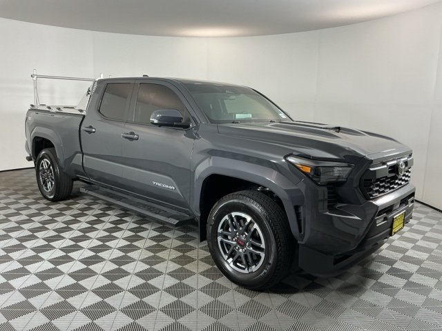 2024 Toyota Tacoma TRD Sport photo 3