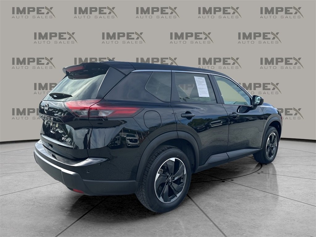 2024 Nissan Rogue SV photo 5
