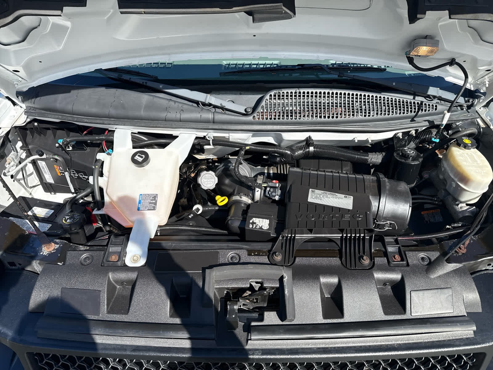 2016 Chevrolet Express LS photo 15
