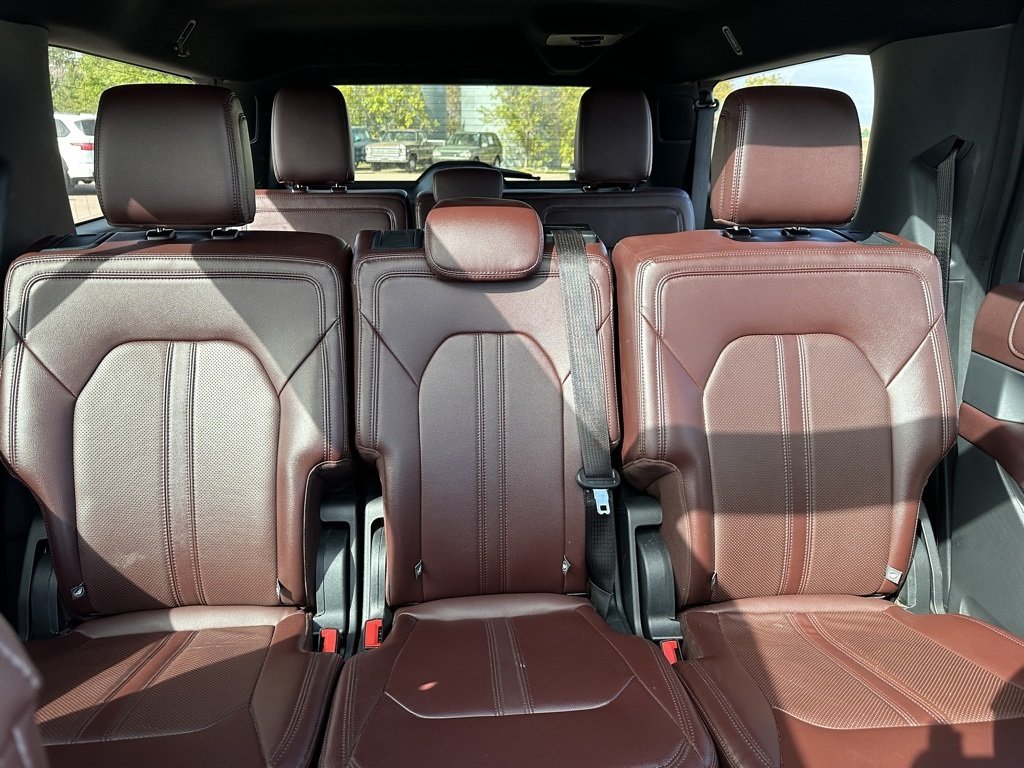 2023 Ford Expedition MAX Limited photo 37