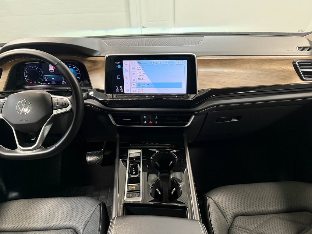 2025 Volkswagen Atlas SE Technology photo 15