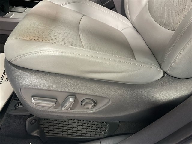 2021 Toyota Sienna Limited photo 12