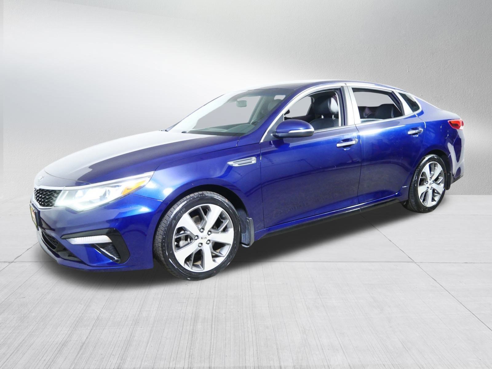 2020 Kia Optima S photo 3