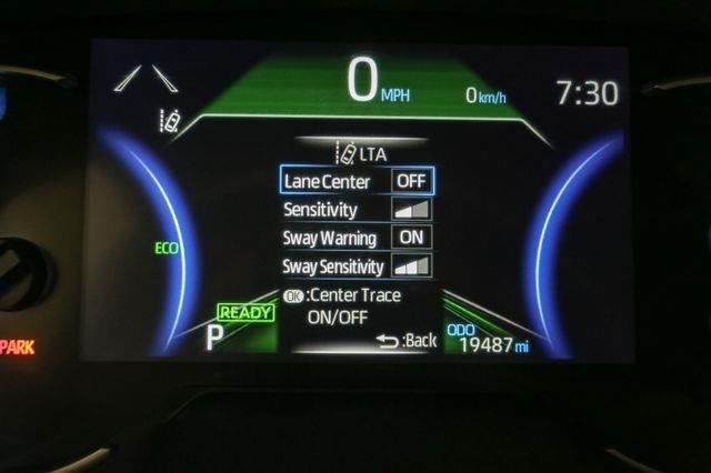 2025 Toyota RAV4 Hybrid LE photo 31