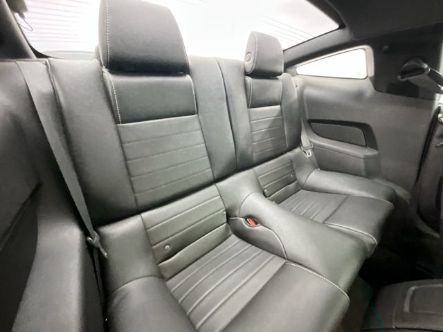2012 Ford Mustang GT Premium photo 13