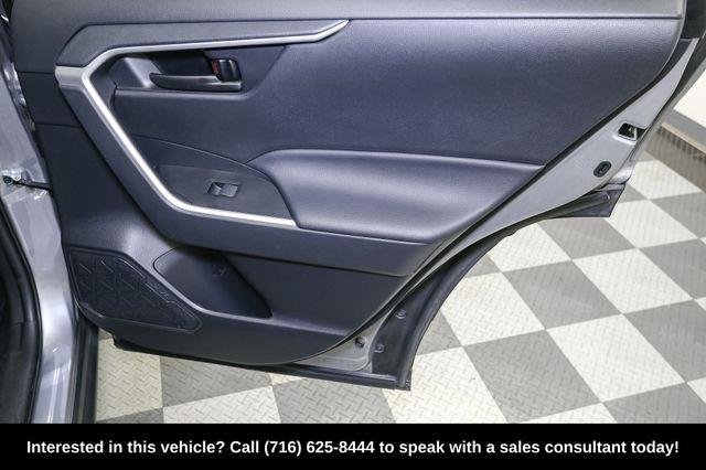 2025 Toyota RAV4 Hybrid LE photo 19