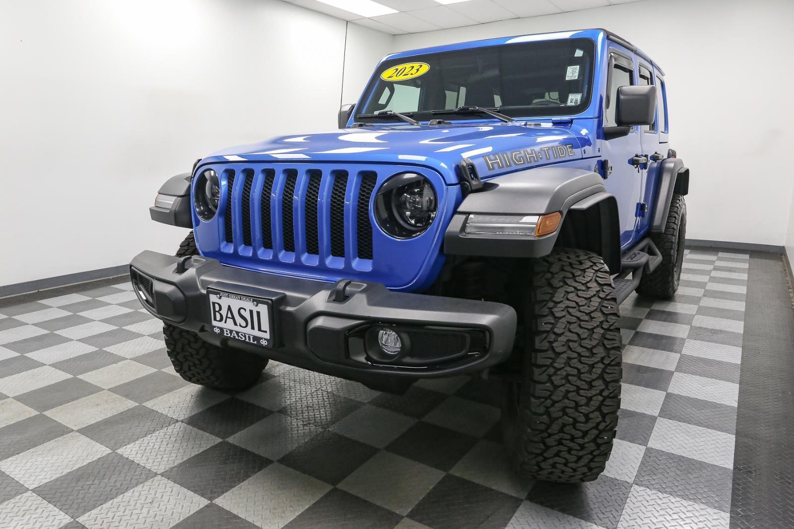 2023 Jeep Wrangler High Tide photo 4