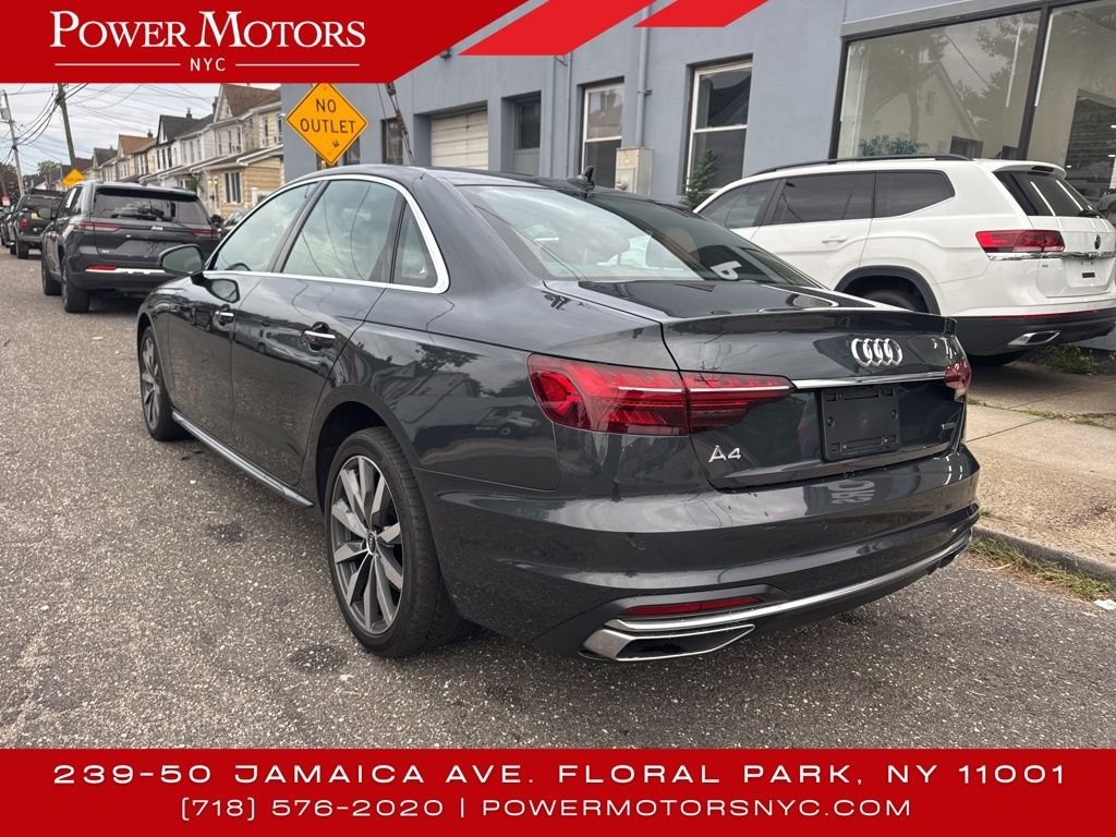 2023 Audi A4 Premium Quattro photo 3