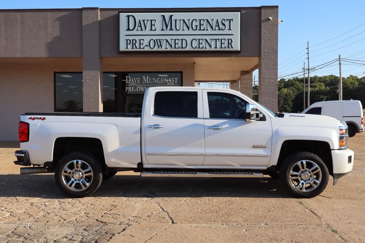 2019 Chevrolet Silverado 2500HD High Country photo 6