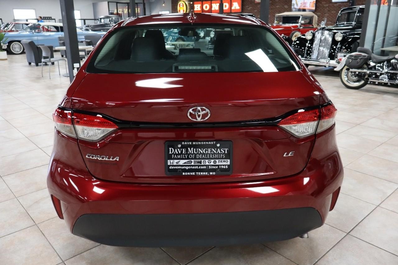 2023 Toyota Corolla LE photo 4