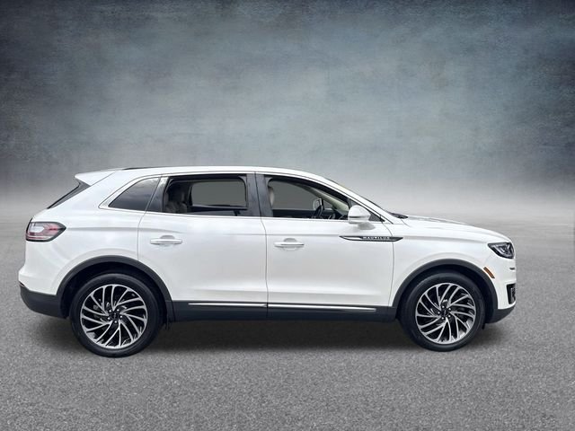 2019 Lincoln Nautilus Reserve photo 3