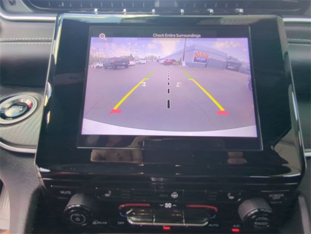 2024 Jeep Grand Cherokee Altitude photo 14