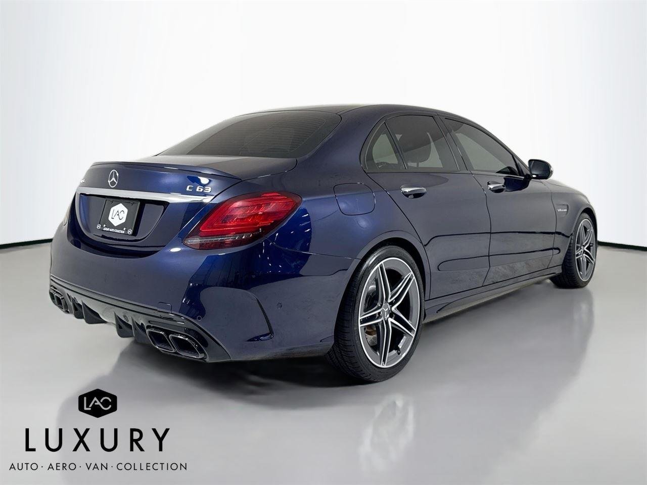 2021 Mercedes Benz C AMG 63 photo 3